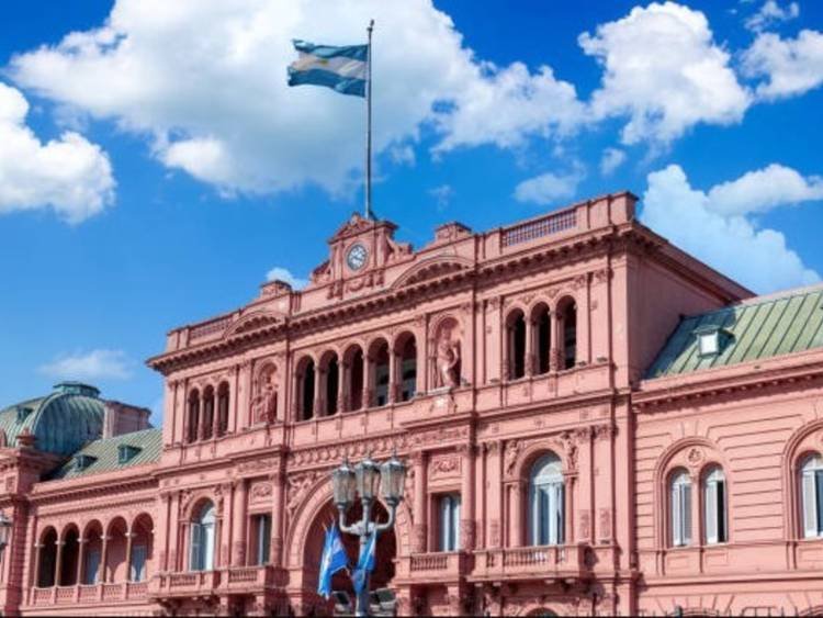 Rebautizaron un salón de Casa Rosada como “Héroes de Malvinas”