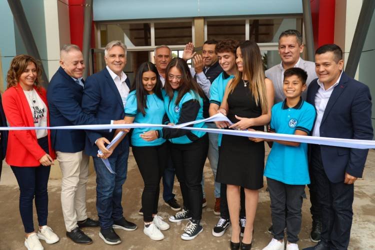 Felicidad en Villa de María de Rio Seco por la inauguración de una nueva Escuela ProA