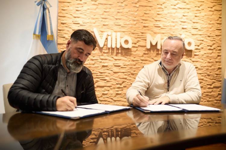 Eduardo Accastello firmó un acuerdo de cooperación con Correo Argentino