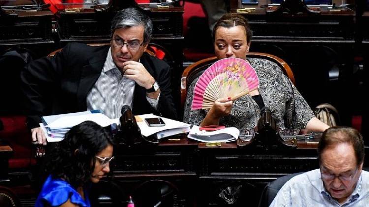 Unión por la Patria intentará paralizar la votación de la Ley Bases