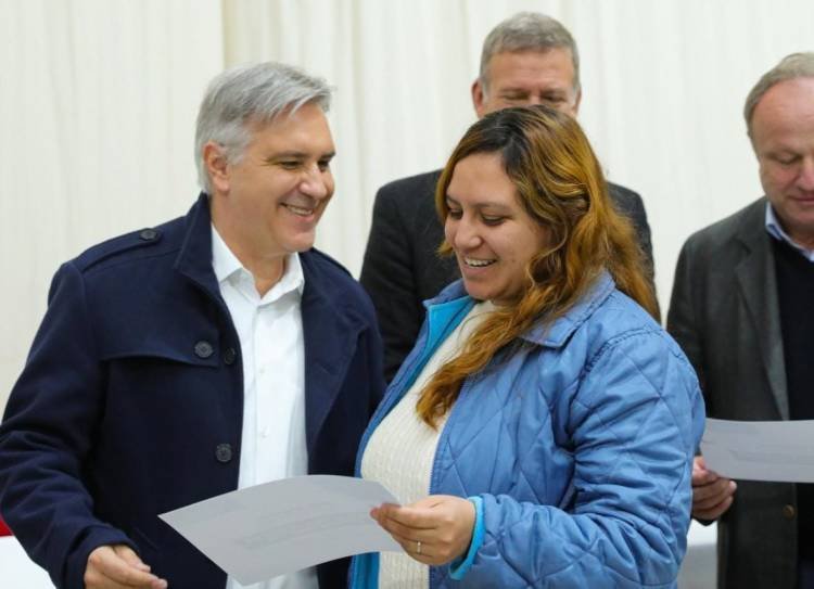 Llaryora anunció importantes obras para Coronel Baigorria y Alcira Gigena