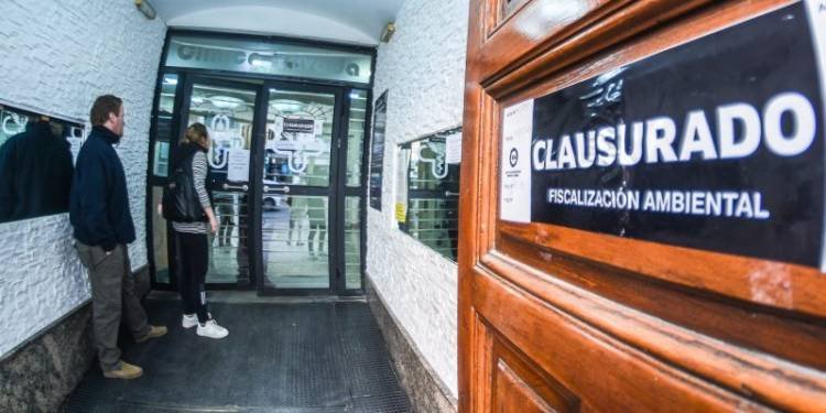 Por denuncias de vecinos, clausuraron la clínica Chutro