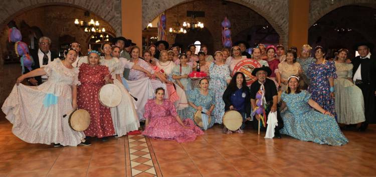 Con una gran fiesta patria, abuelos de todo el país se reunirán en Villa Carlos Paz
