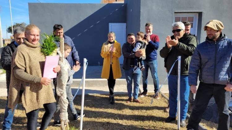 Familias de Toro Pujio ya disfrutan de su Vivienda Semilla