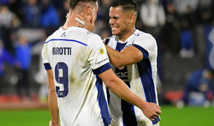 Por la Copa Argentina Talleres venció a Colón
