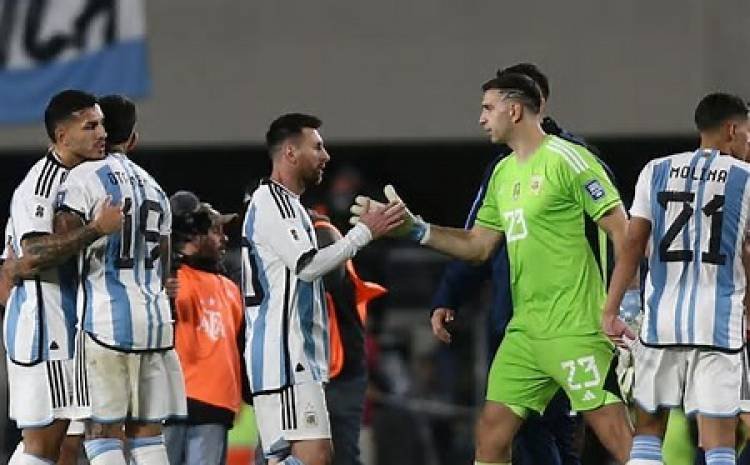 Probable formación de Argentina contra Ecuador