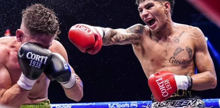 Boxeo: nueva campeona del mundo de Argentina y un riojano noqueador