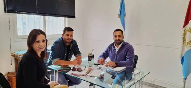 Tanti: El Intendente Paredes avanzó en proyectos para mejoras edilicias en las escuelas