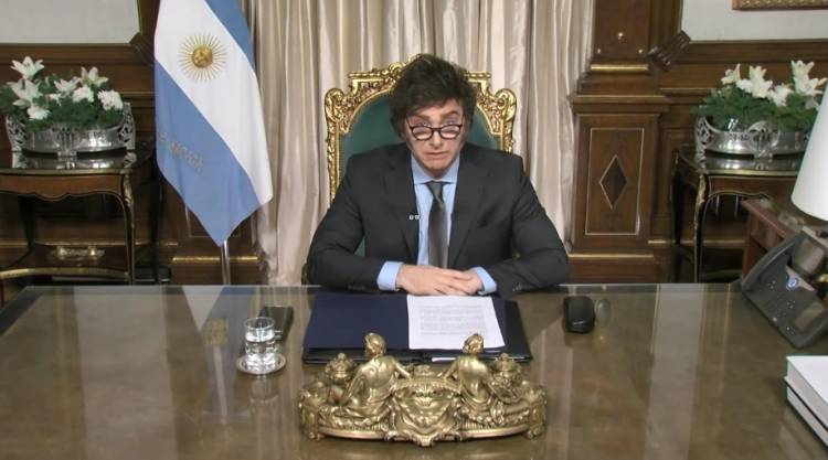 Milei confirmó que el Pacto de Mayo se firmará "en la vigilia del 8 al 9 de julio"