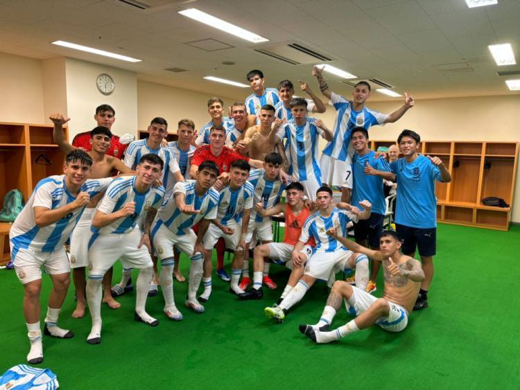 Fútbol: dos campeonatos internacionales de seleccionados juveniles