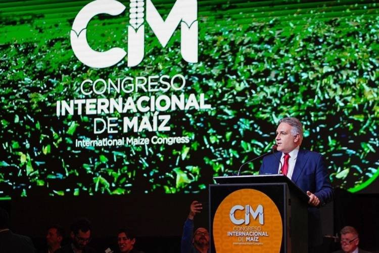 Llaryora reafirmó la necesidad de una buena ley de biocombustibles