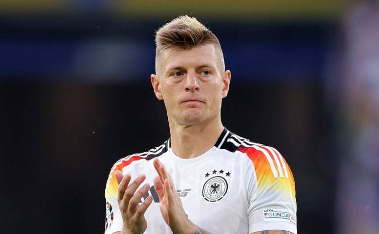 Según Tony Kroos: "algún representante del Real ganará el Balón de Oro"