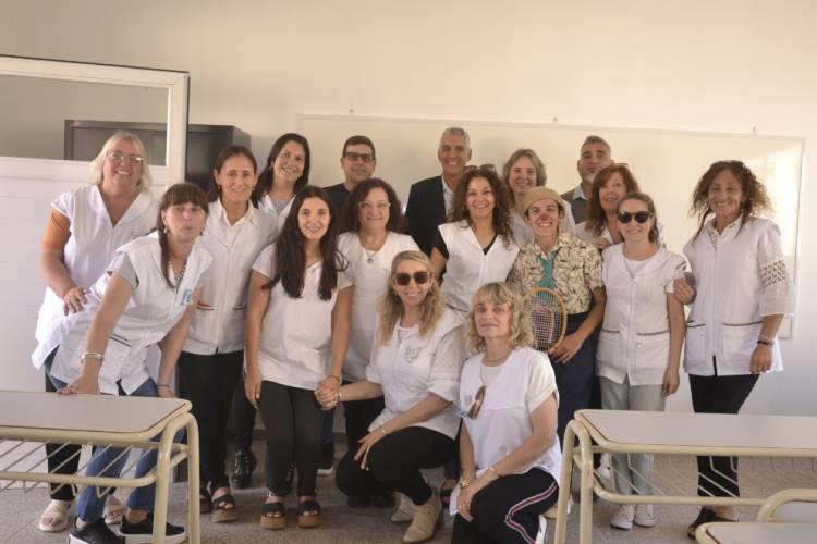 En Cintra, el ministro Ferreira inauguró nuevas aulas en una escuela primaria