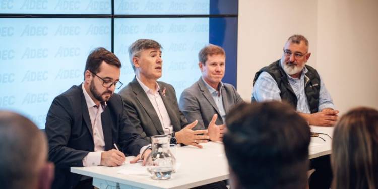 Passerini proyecta ampliar el alcance de la Agencia para el Desarrollo Económico de Córdoba