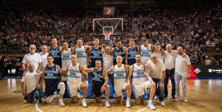 Surtido deportivo: Festejos del Básquet y Argentina-Perú en la Bombonera