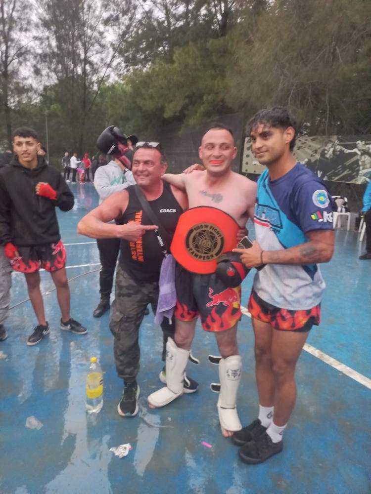 ¡Fiesta del MMA ! 100 peleas, 15 horas de acción y un aniversario que quedará en la historia