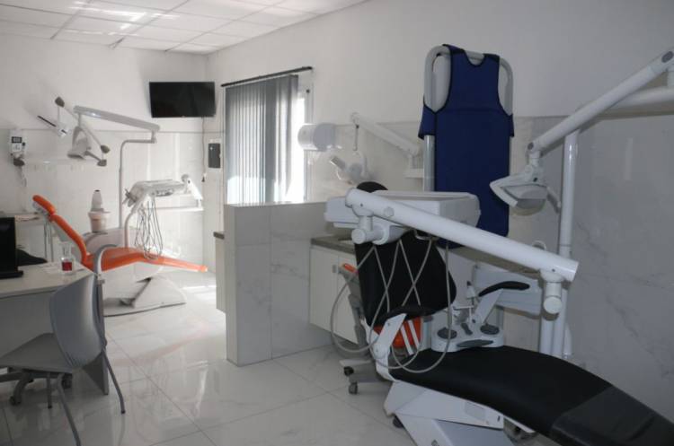 Etapa final de la remodelación  del Centro de Atención Primaria de la Salud en Santa Catalina