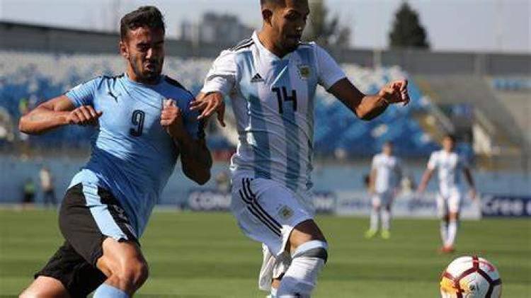Facundo Medina un ex Talleres que defendió a Messi