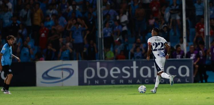  Belgrano recibió otra goleada y los hinchas ya no soportan a Erviti