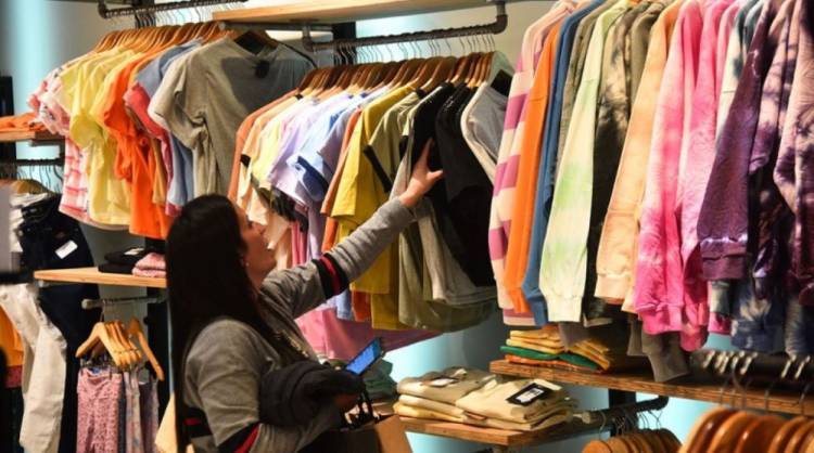 En enero, las ventas minoristas pymes crecieron un 25,5% 