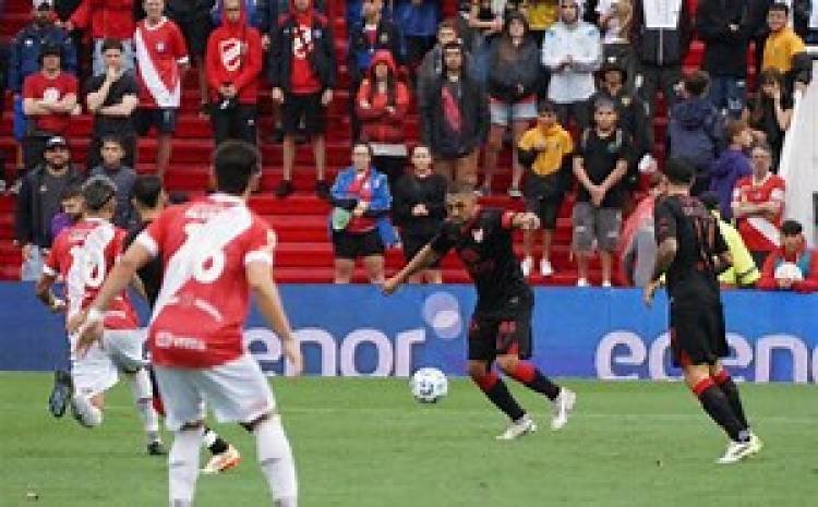 El "Bicho" le ganó a Instituto en la Paternal