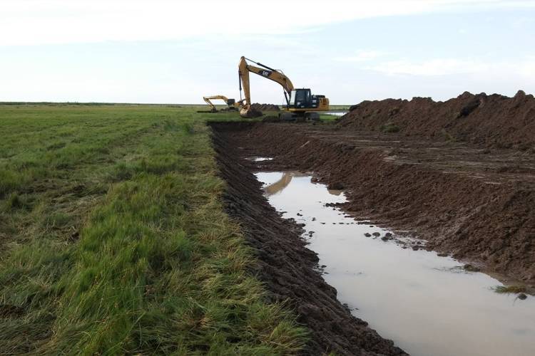 El Gobierno provincial lleva adelante 16 obras de saneamiento rural