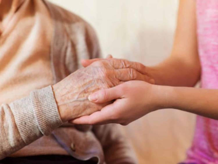 Morteros: El Municipio lanzó un curso de “Asistente de Acompañante de Adultos Mayores”