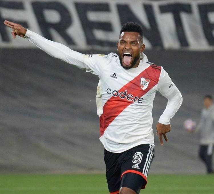 Surtido deportivo: Franco sale a pista en Italia y un Millonario en goles