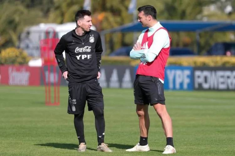 Ayer, Lionel Scaloni estuvo de fiesta: ¡Fue su cumple 47!