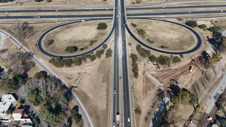 Nuevo desvío de tránsito por obras en el altonivel de Av. Vélez Sarsfield