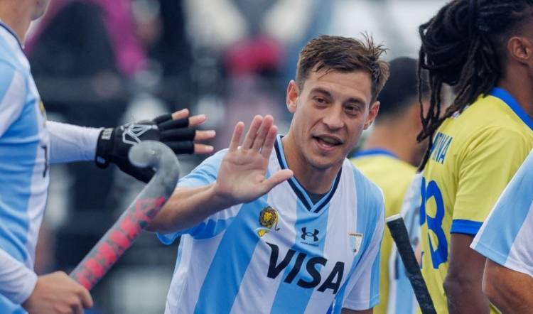 HOCKEY S/CÉSPED: Leones y Leonas ganan, gustan y golean