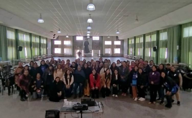 El Intendente Carlos Oviedo acompañó la capacitación en derechos infantiles en Villa Cura Brochero
