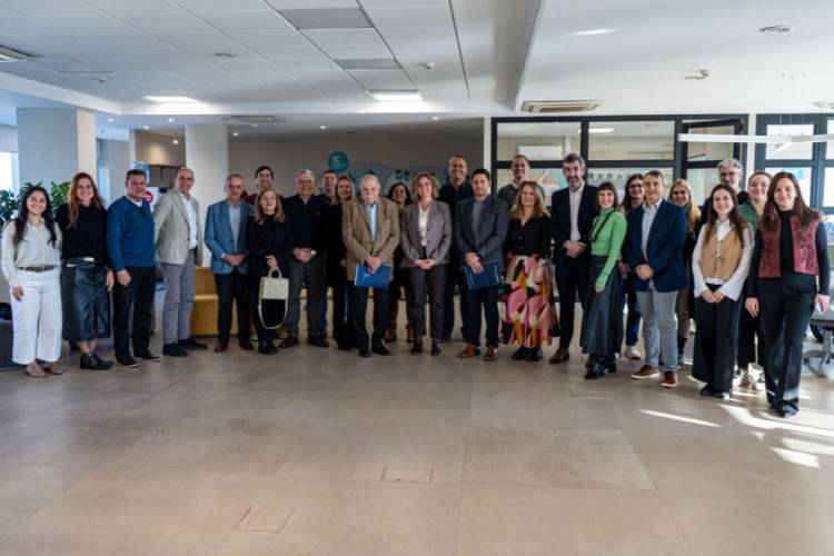 Competitividad sobre ruedas: Córdoba refuerza lazos con clústeres mexicanos