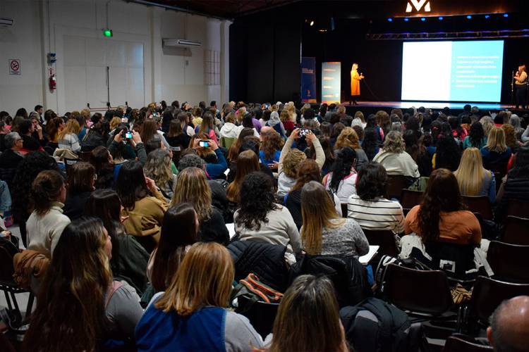 Docentes de Río Cuarto se capacitan para promover entornos educativos saludables