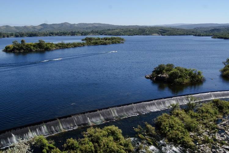 Un estudio confirma que el Embalse Río Tercero goza de buena calidad de agua