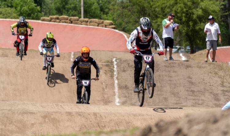Alta Gracia se llena de adrenalina con competencias internacionales de BMX