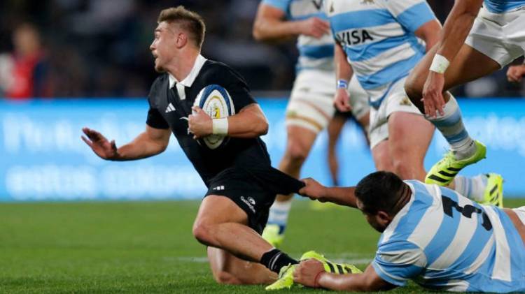Los Pumas fueron claramente superados por Nueva Zelanda