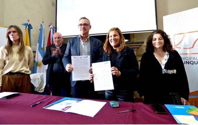 Strasorier firma acuerdo para fortalecer programas de cuidado infantil en Salsipuedes