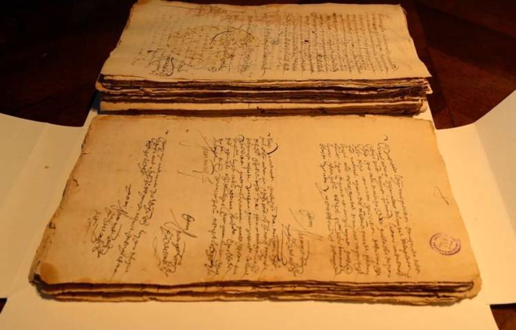 Documentos que resisten al tiempo: El Archivo Histórico de Córdoba y las huellas de la vida colonial