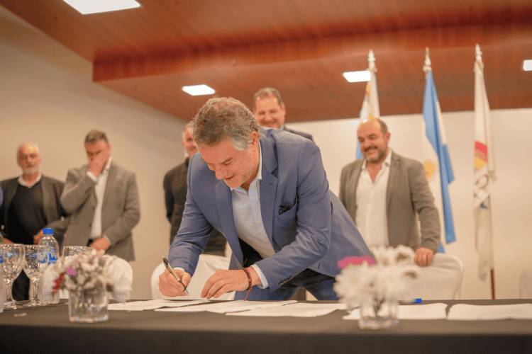 El Gobierno provincial garantiza el futuro energético de Las Varas y Laspiur