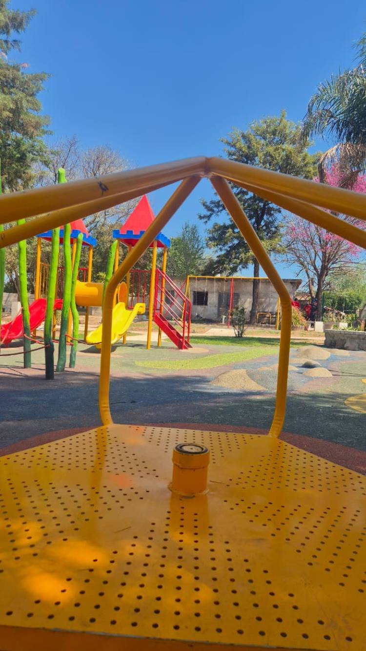 Villa Allende: la plaza de barrio La Cruz estrena su nueva cara