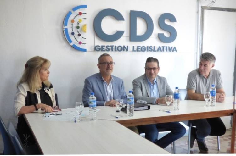 Salsipuedes: Siete familias acceden a la escritura de su vivienda a través del programa provincial