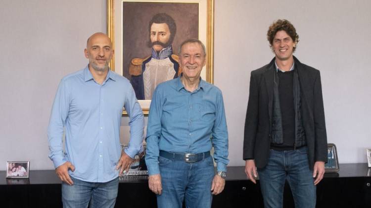 Schiaretti y Lousteau apuntan a la debilidad financiera del gobierno