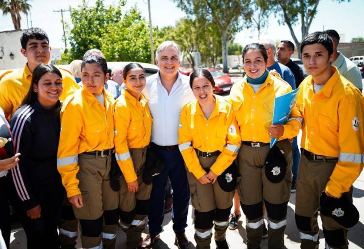 Llaryora impulsa obras clave en Los Cerrillos